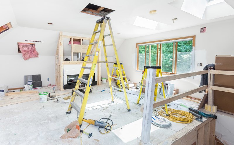 Improve Your House: Selecting the Best Contractor for Remodeling