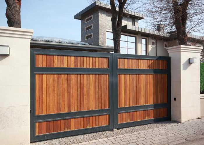 Is Your Business Secure? The Importance of Commercial Electric Driveway Gates